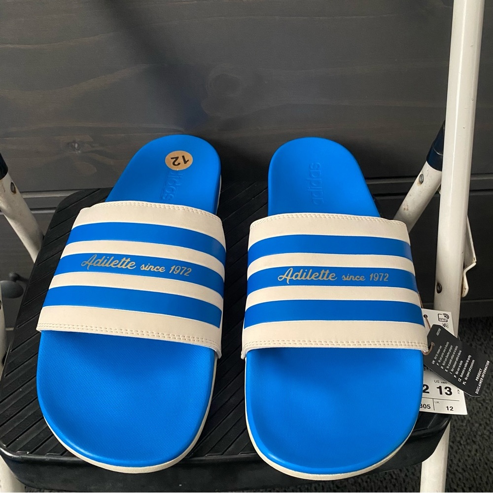 Adidas Unisex-Adult Adilette Slides Sandal Red/ Blue Men Size 12/Women 13 - Picture 3 of 7